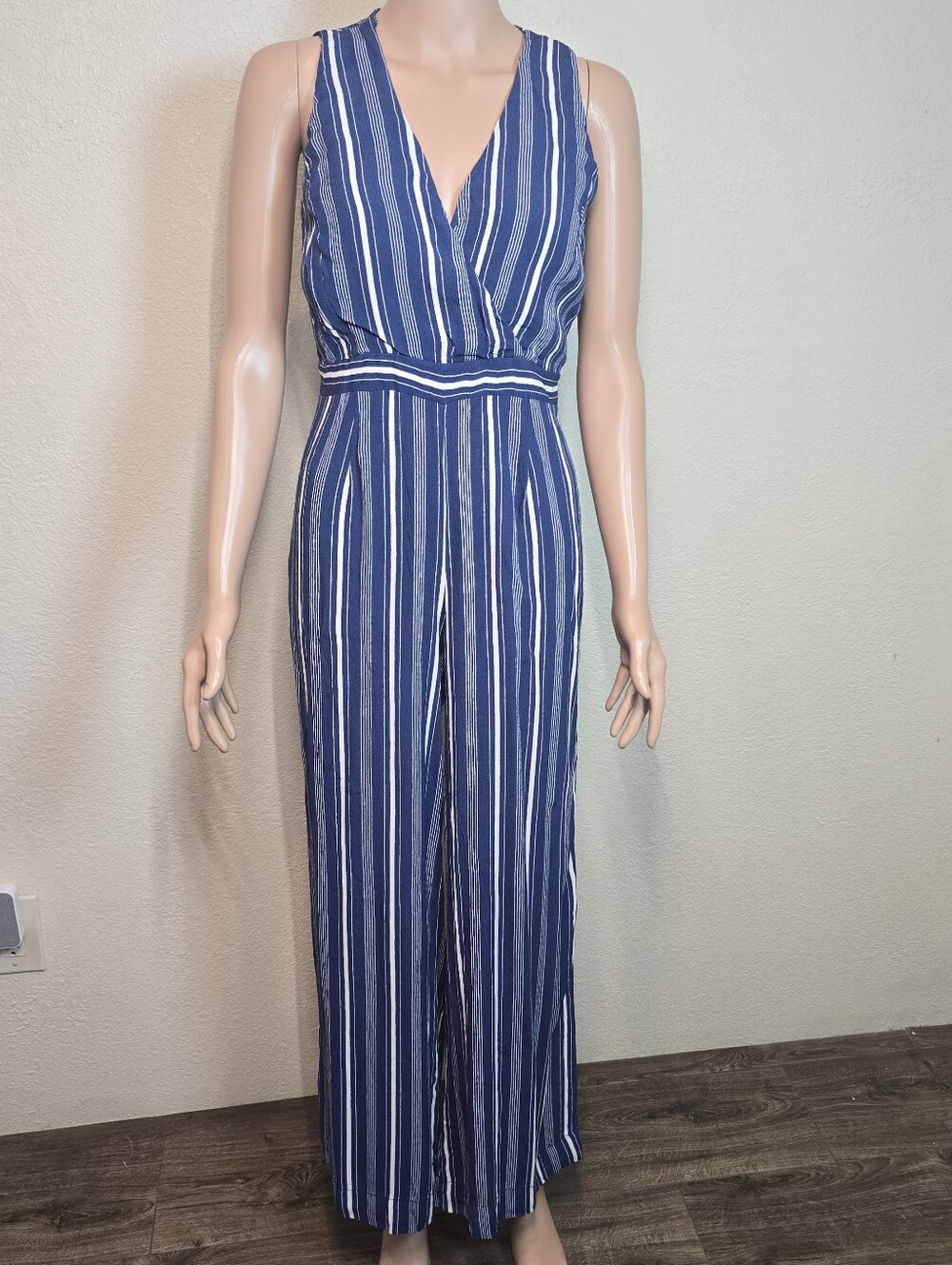 Lulus Womens Blue Jumpsuit Size Medium - Picture 2 of 16